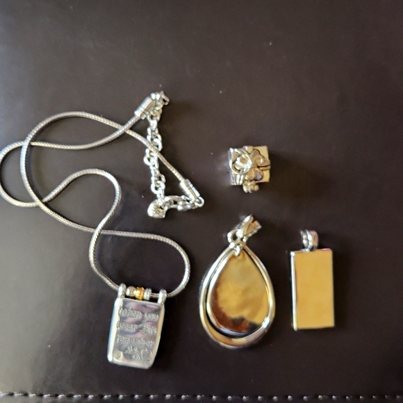 One lot of jewelry pendant and necklace. - Picture 2 of 4